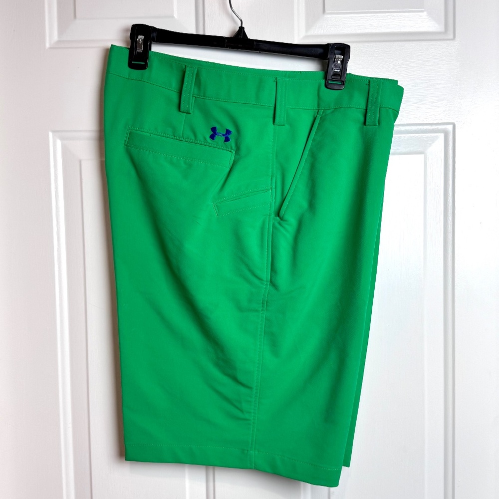 Men's Under Armour Match Play HeatGear Golf Shorts, Sz 38 EUC
